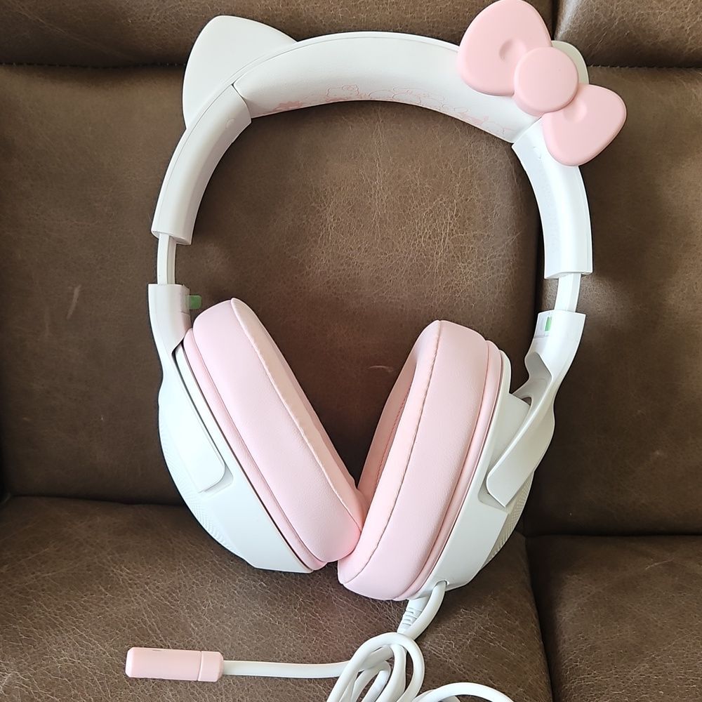 Razer Kraken Kitty HELLO KITTY gamer Headphones